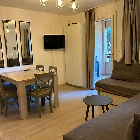 Apartment Au Coeur Du Domaine *
