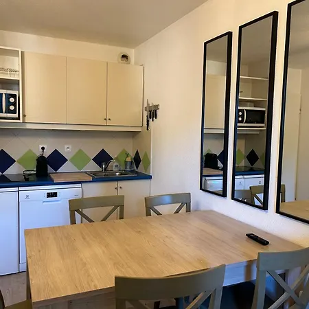 Au Coeur Du Domaine Apartment *
