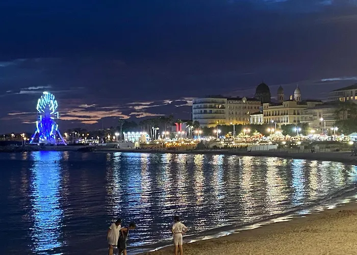 Au Coeur Du Domaine Apartment *